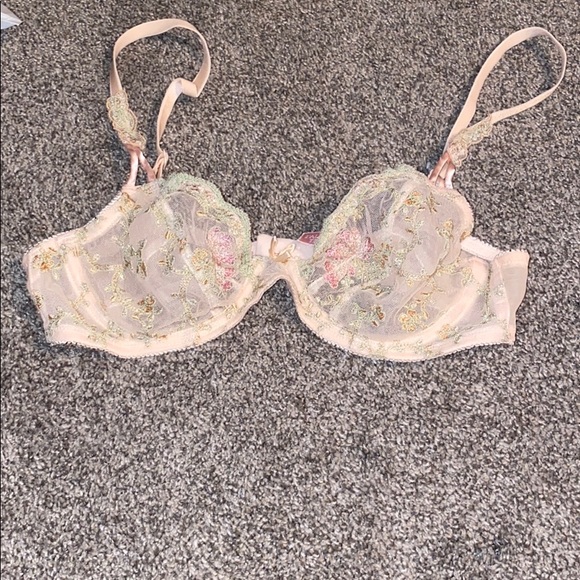 Victoria's Secret Other - 34b Victoria secrets bra